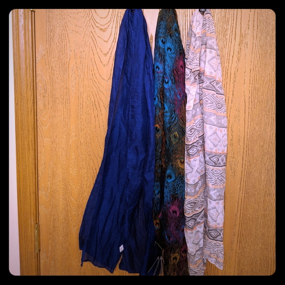 Scarfs